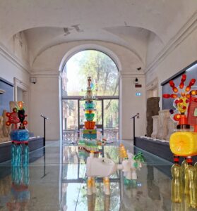 Pavoni reali e altre ibride creature - Mostra personale di Leonella Masella